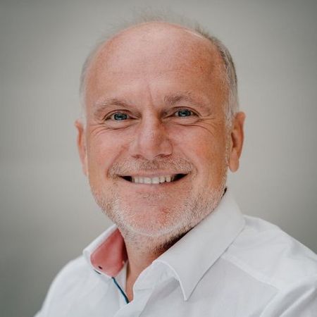 Dr. Heinrich Derksen